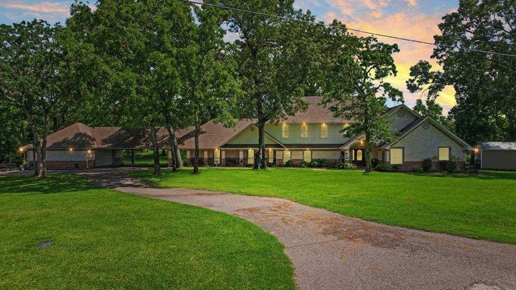 6130 Peninsula Circle, Athens, TX 75752