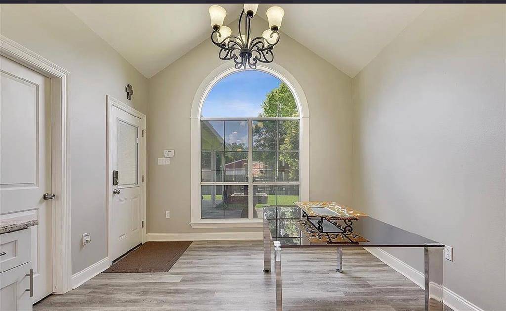 7432 Lake Meadow Drive, Livingston, LA 70706