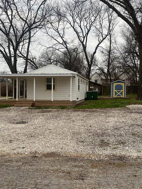 414 N N Avenue F, Clifton, TX 76634