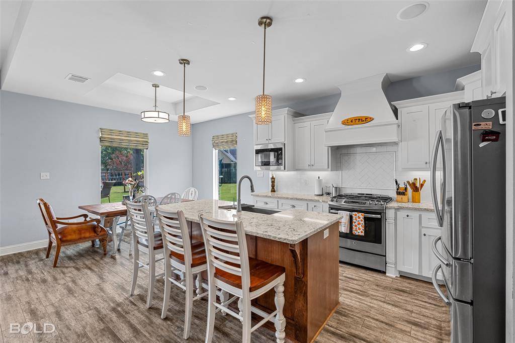 247 Acadiana Creek Drive, Shreveport, LA 71106