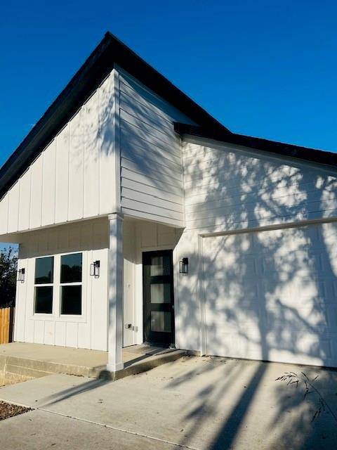 5824 Plum Dale Road, Dallas, TX 75241