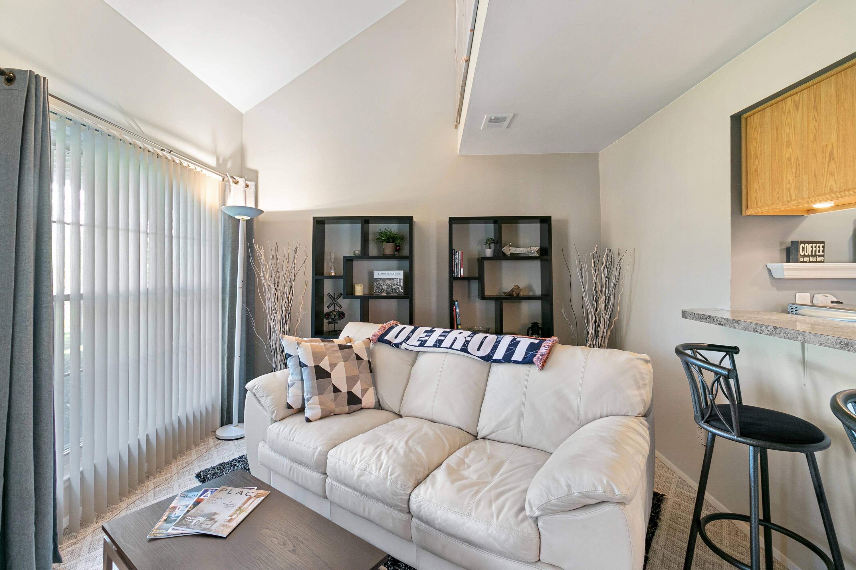 6962 Harvard LN, Canton Twp, MI 48187