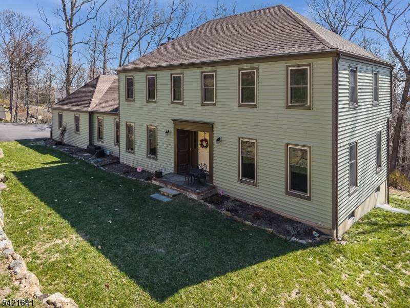 514 Lannon Ln, Bethlehem Twp., NJ 08826