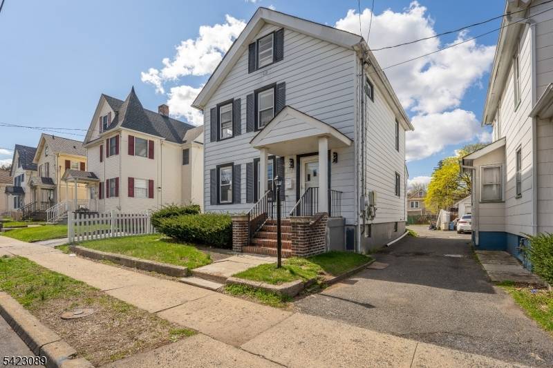 175 Duer St, North Plainfield Boro, NJ 07060