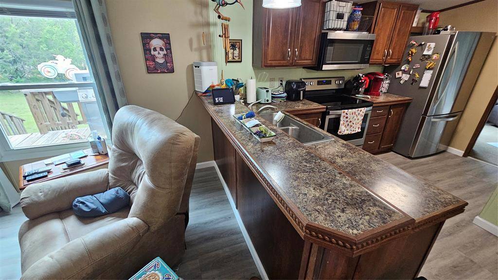 820 Ports O Call Drive, Granbury, TX 76048