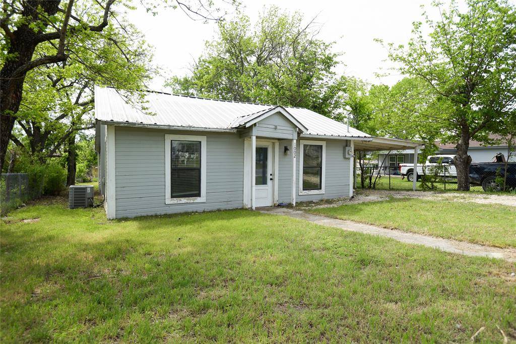 1002 Dodge Street, Stephenville, TX 76401