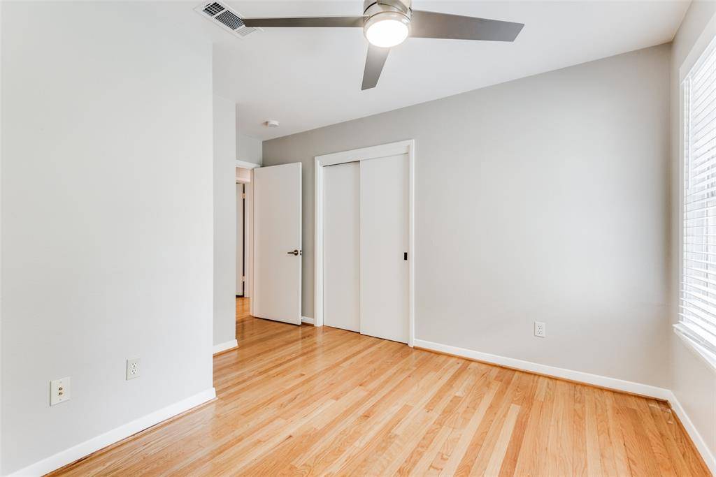 2012 Atlantic Street, Dallas, TX 75208