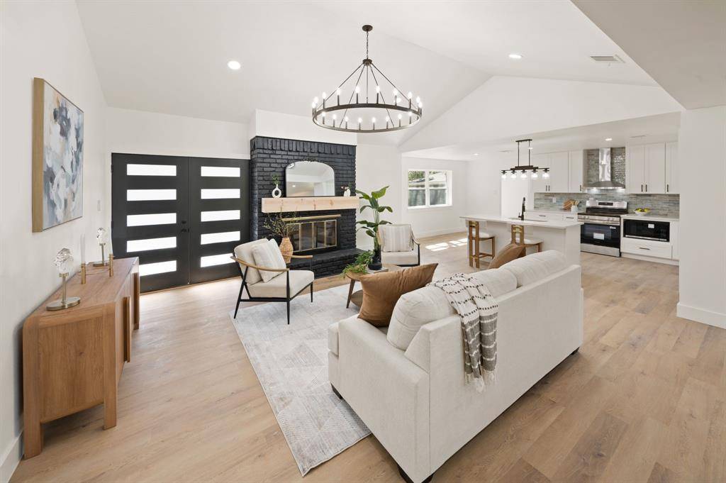 8420 Bellingham Drive, Dallas, TX 75228