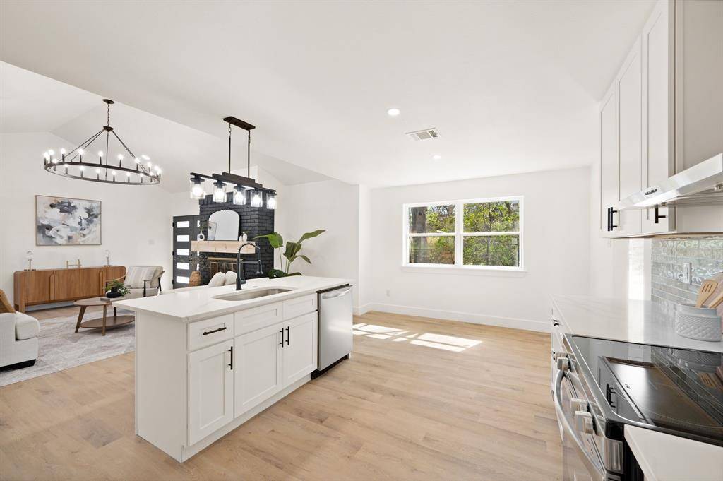 8420 Bellingham Drive, Dallas, TX 75228