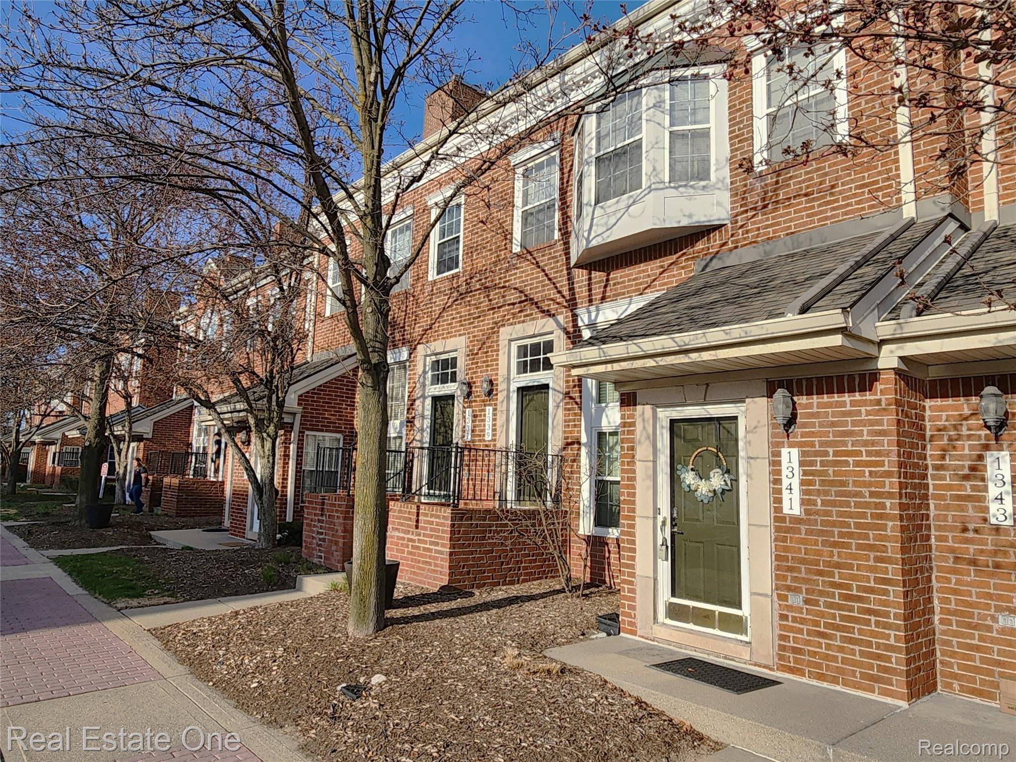 1341 S Washington AVE, Royal Oak, MI 48067