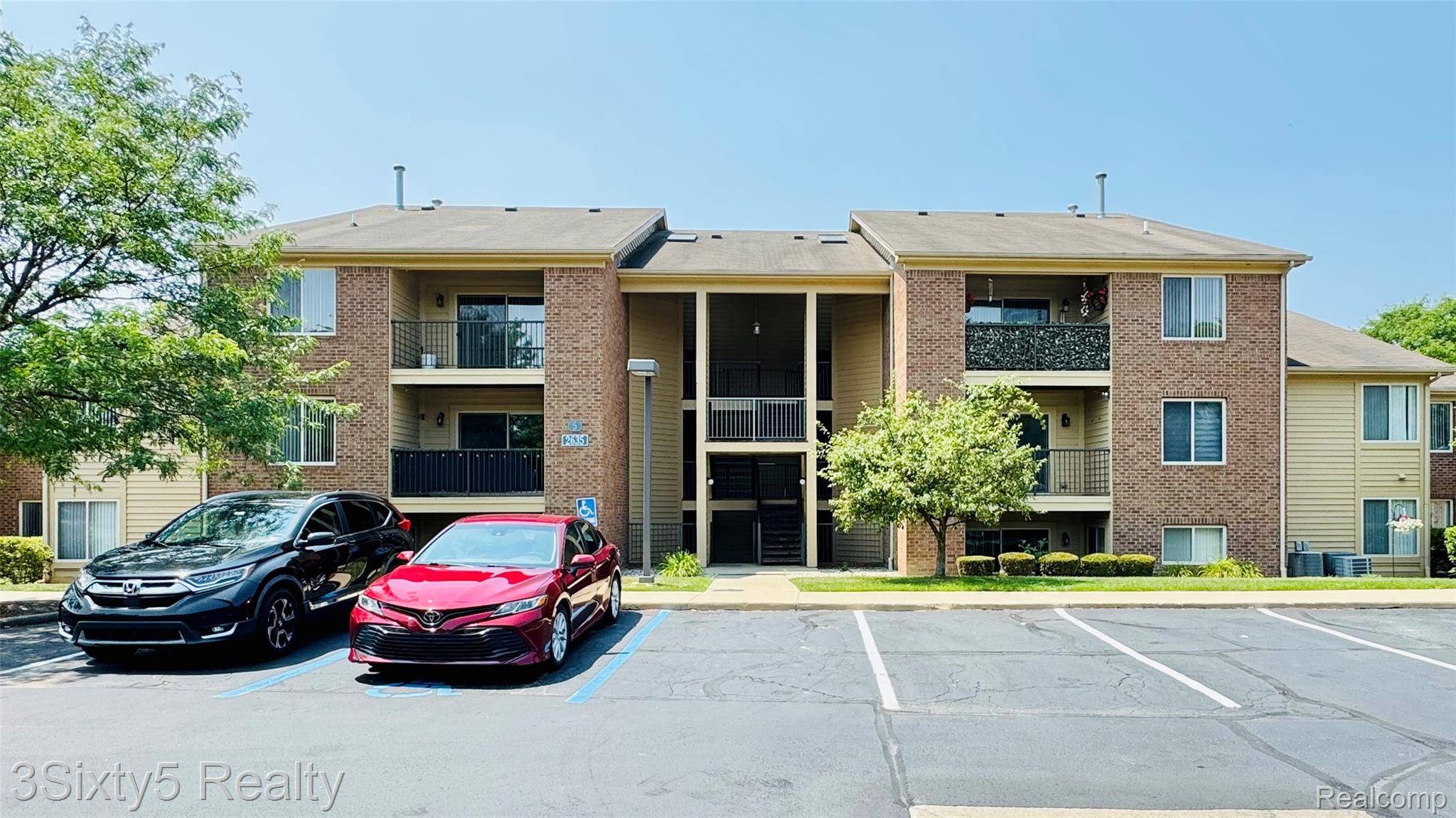 2635 Greenstone BLVD #504, Auburn Hills, MI 48326