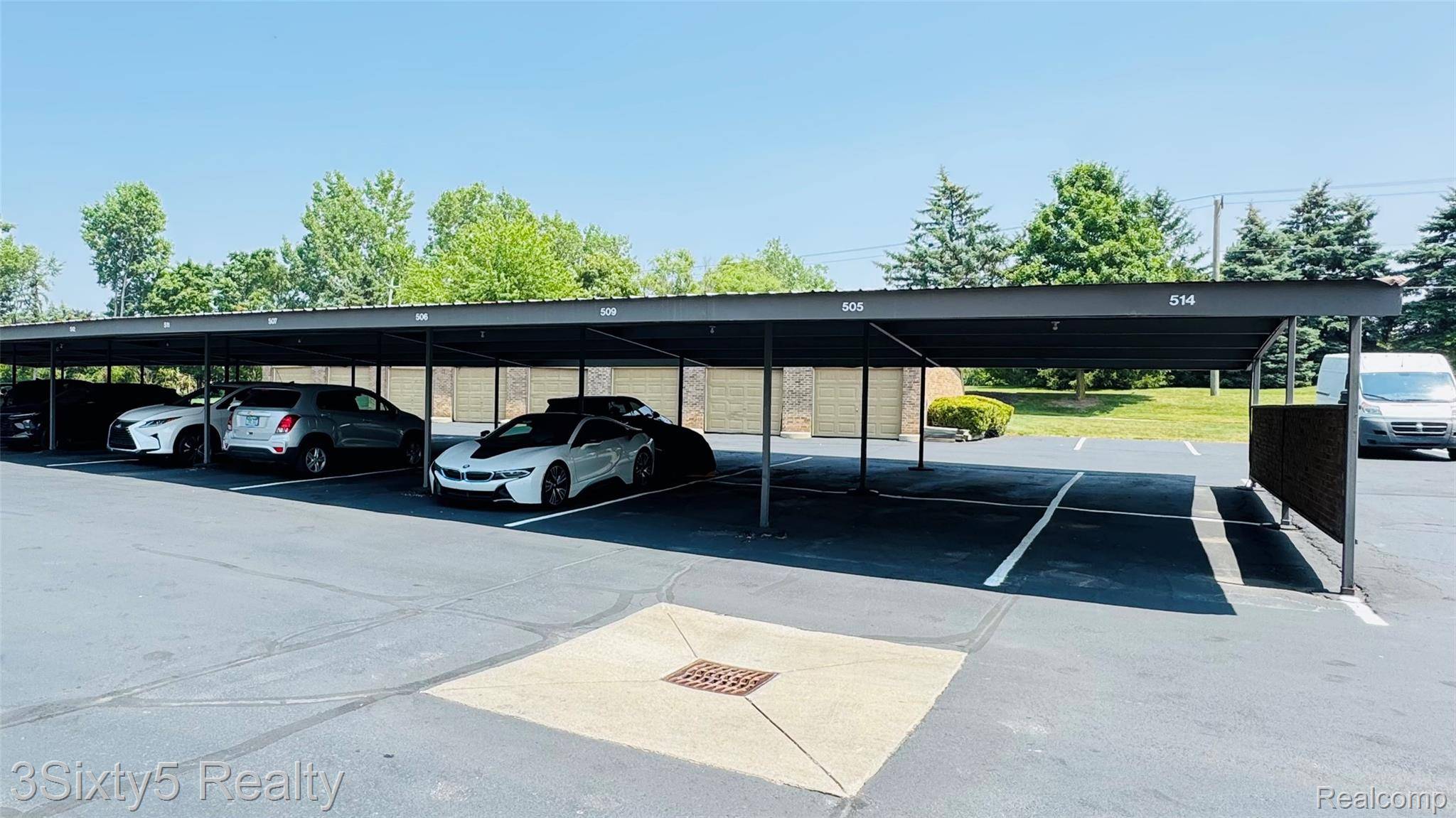 2635 Greenstone BLVD #504, Auburn Hills, MI 48326