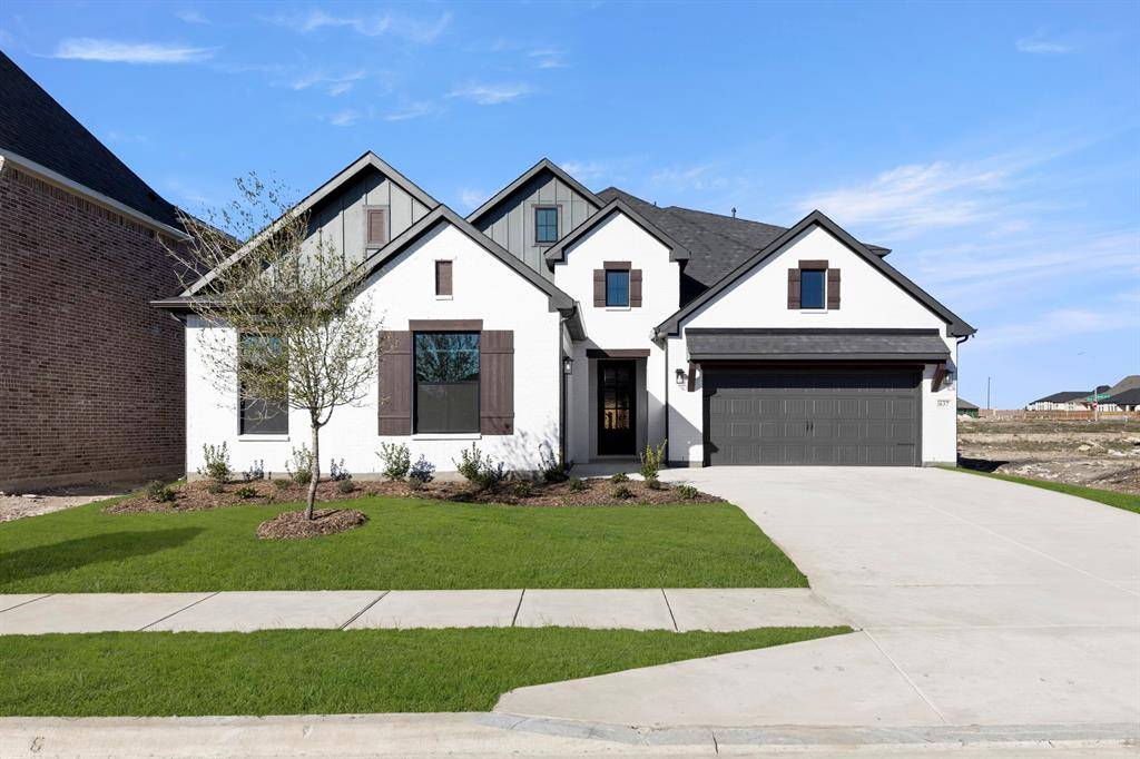 637 Bunchberry Street, Fort Worth, TX 76247