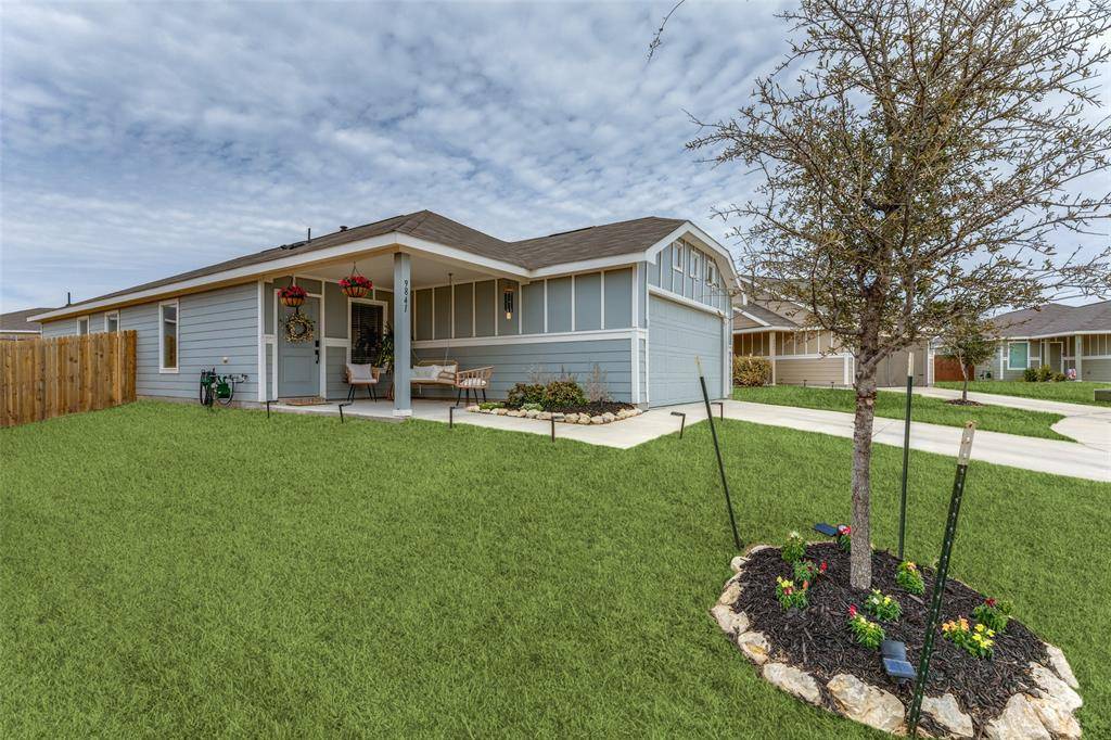 9841 Papillion Way, Fort Worth, TX 76179