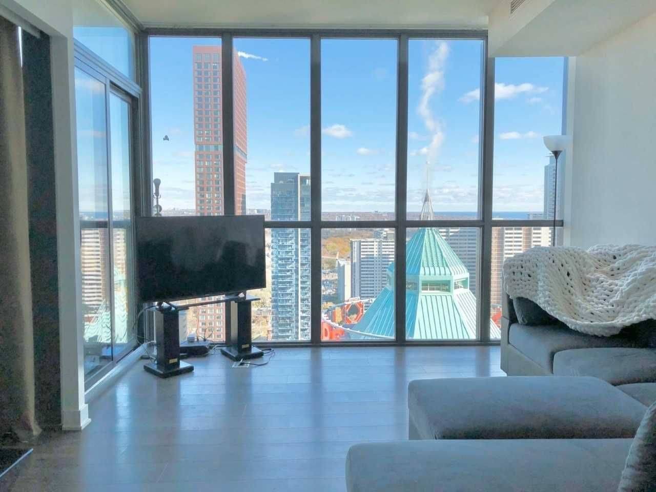 110 Charles ST E #3201, Toronto C08, ON M4Y 1T5