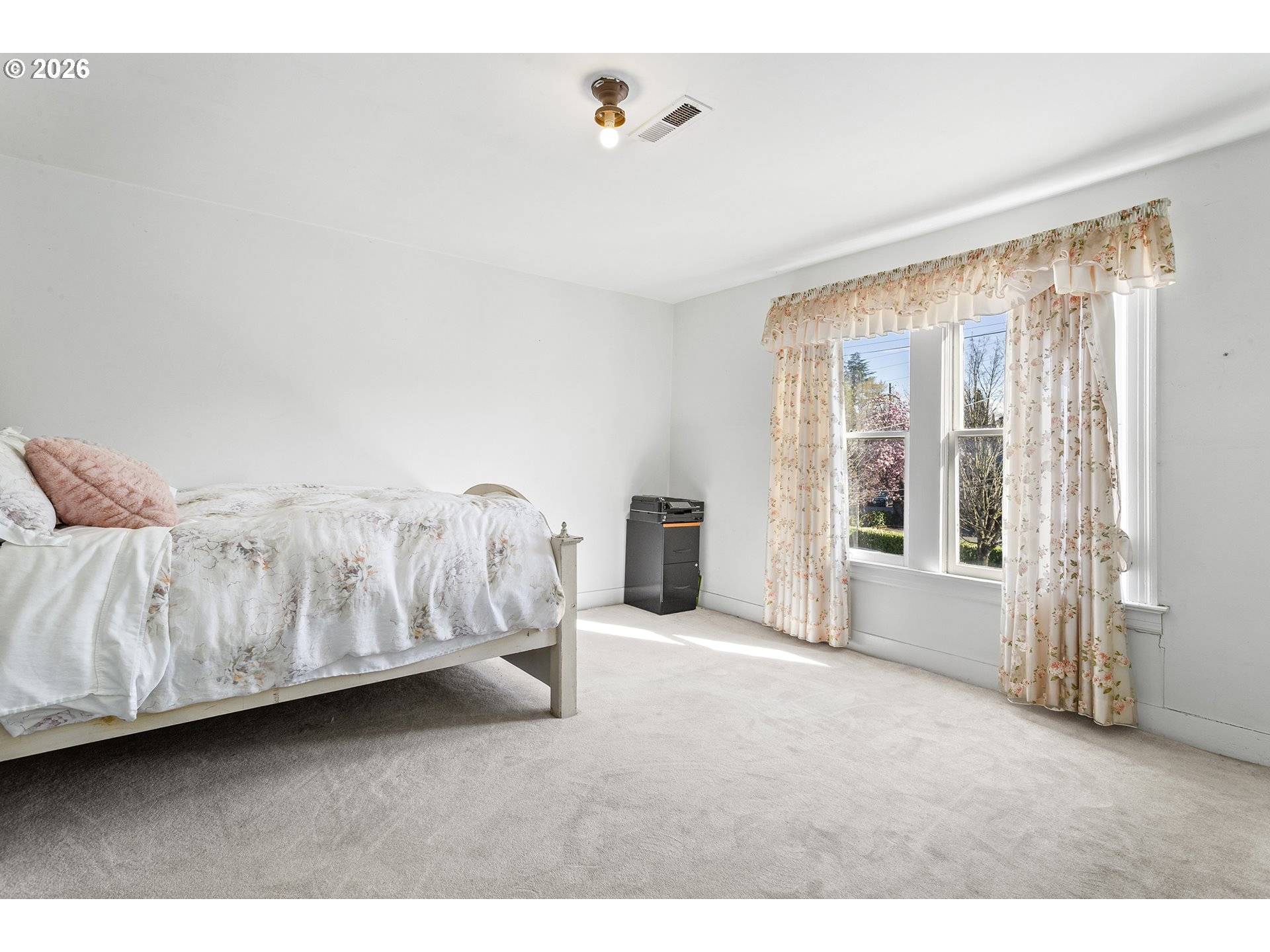 3027 SE BELMONT ST, Portland, OR 97214