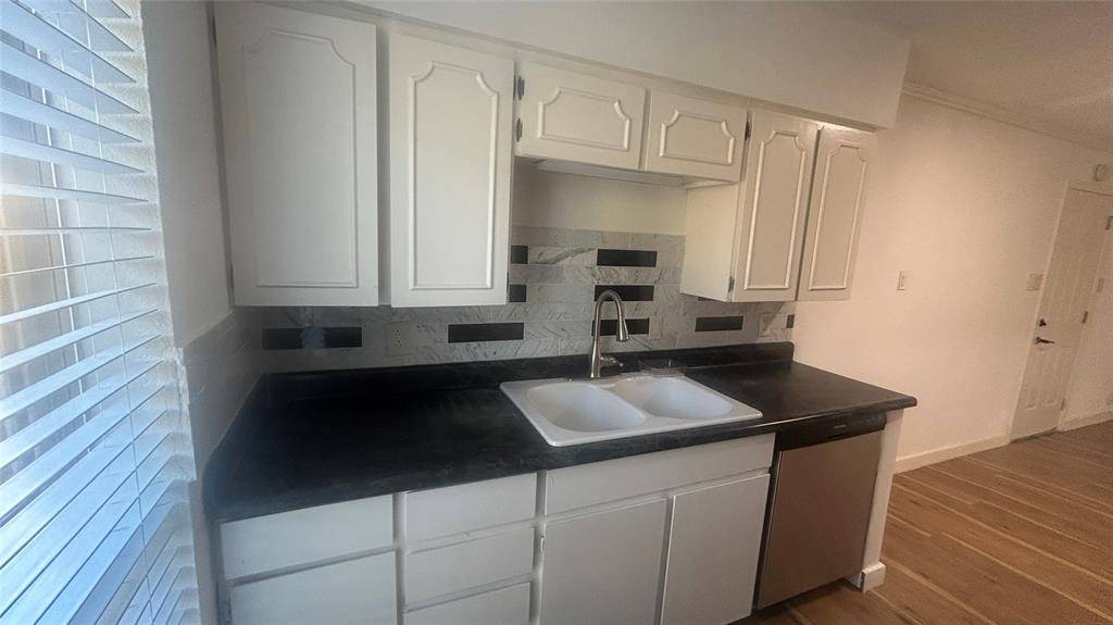 2 Tansey Circle, Mesquite, TX 75149