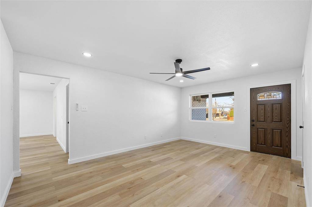 11004 Delford Circle, Dallas, TX 75228