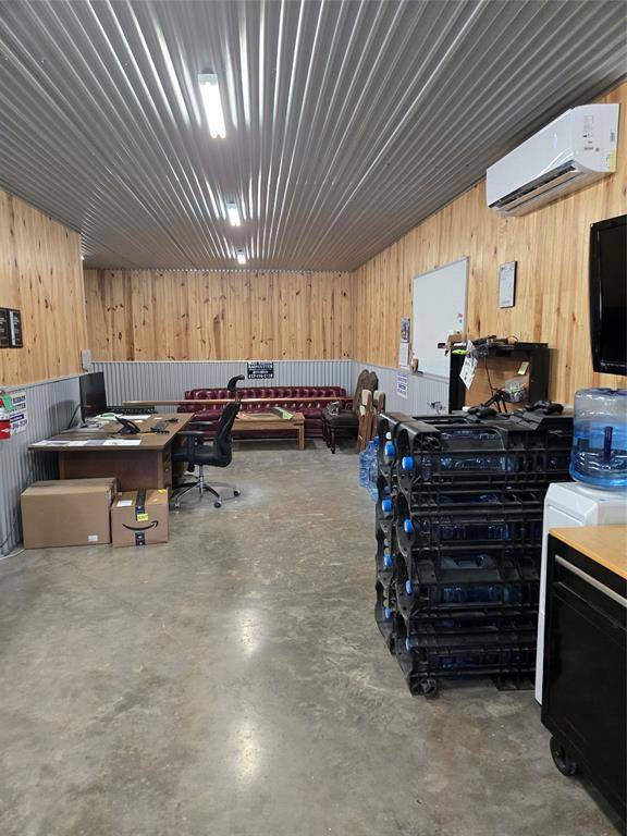 134 Cedar Creek Drive, Azle, TX 76020