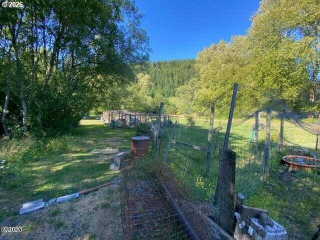 2867 N NORTH BANK RD, Otis, OR 97368