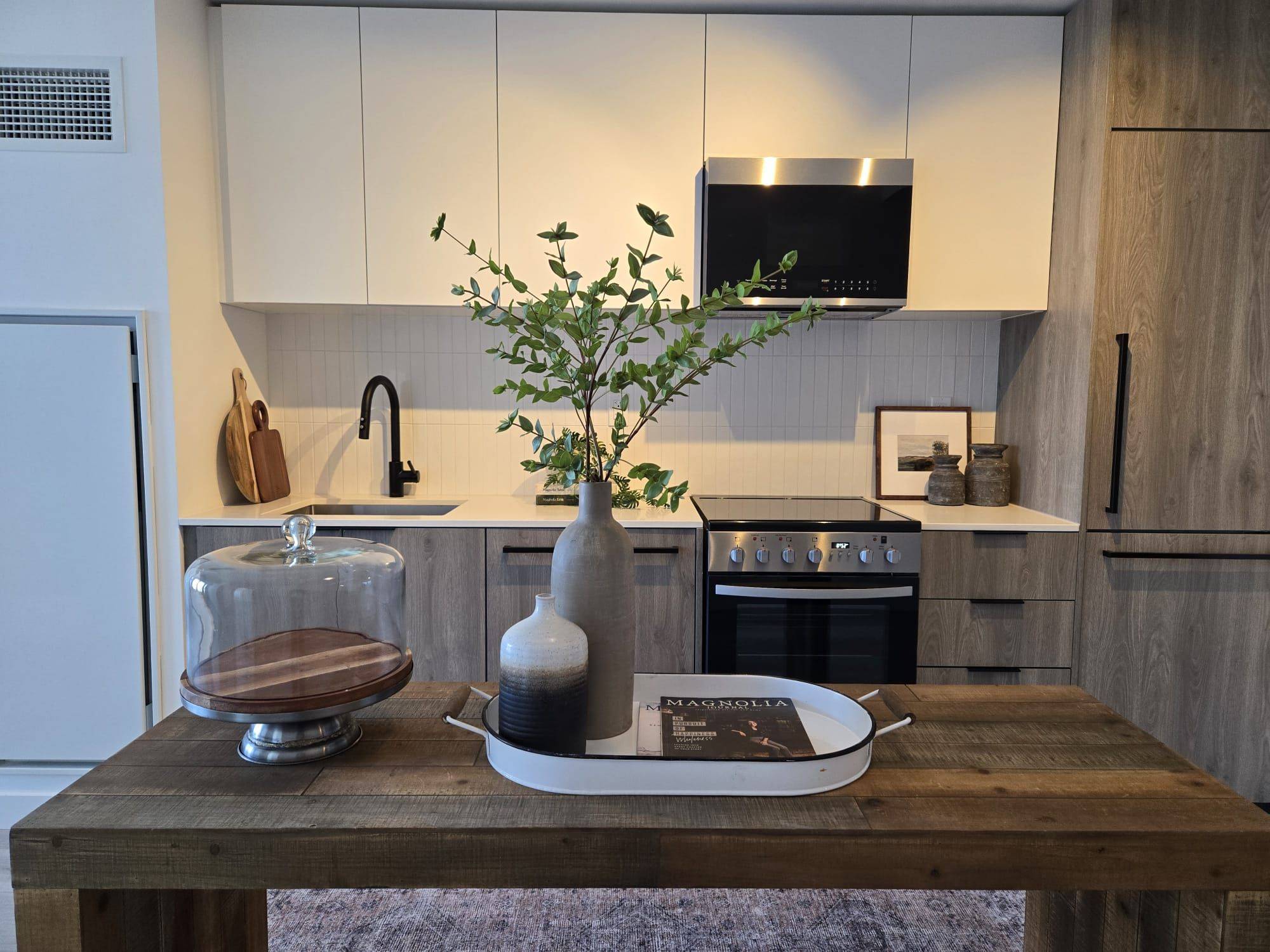 1635 MILITARY TRL #210, Toronto E10, ON M1C 1B2