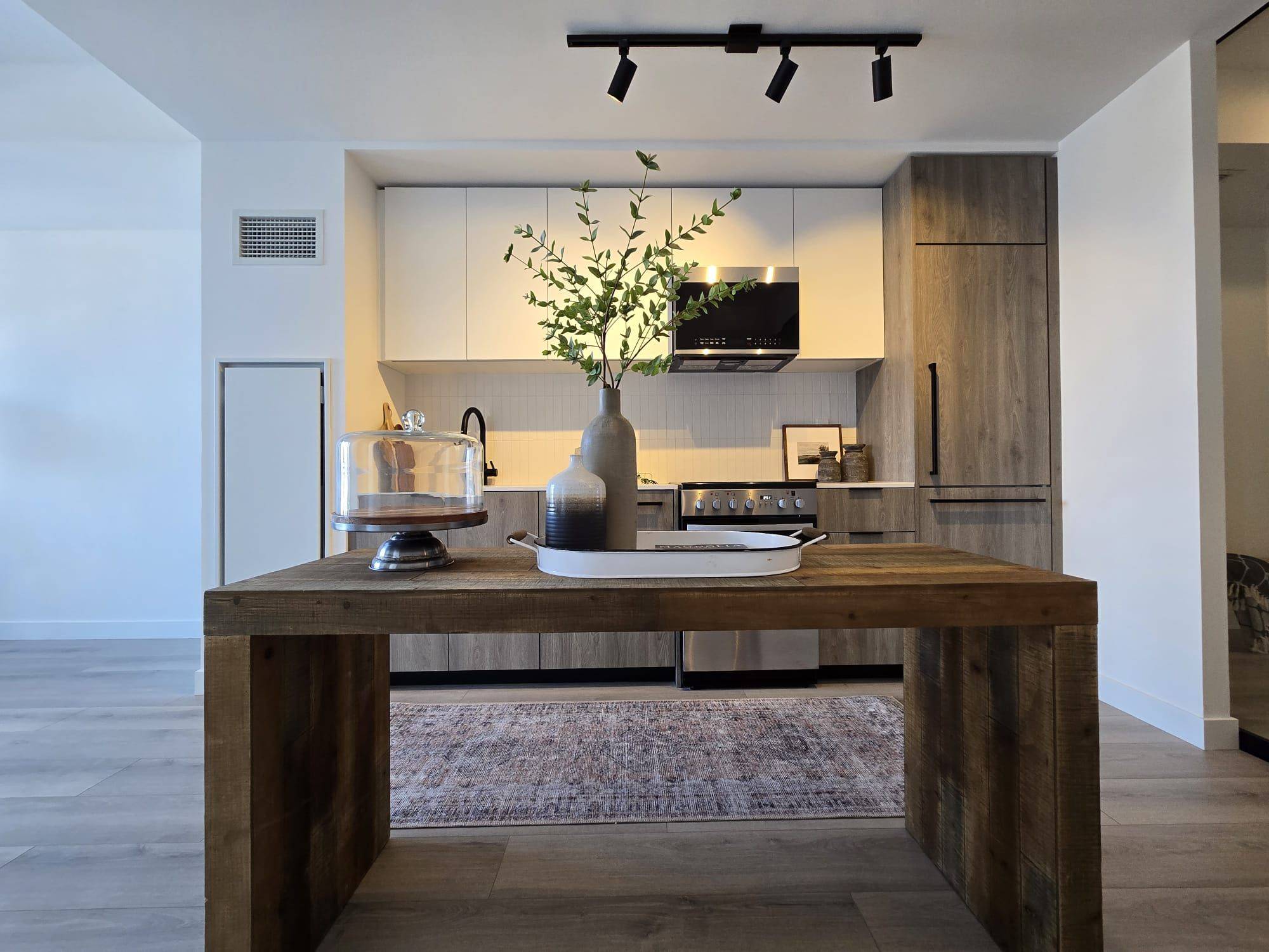 1635 MILITARY TRL #210, Toronto E10, ON M1C 1B2