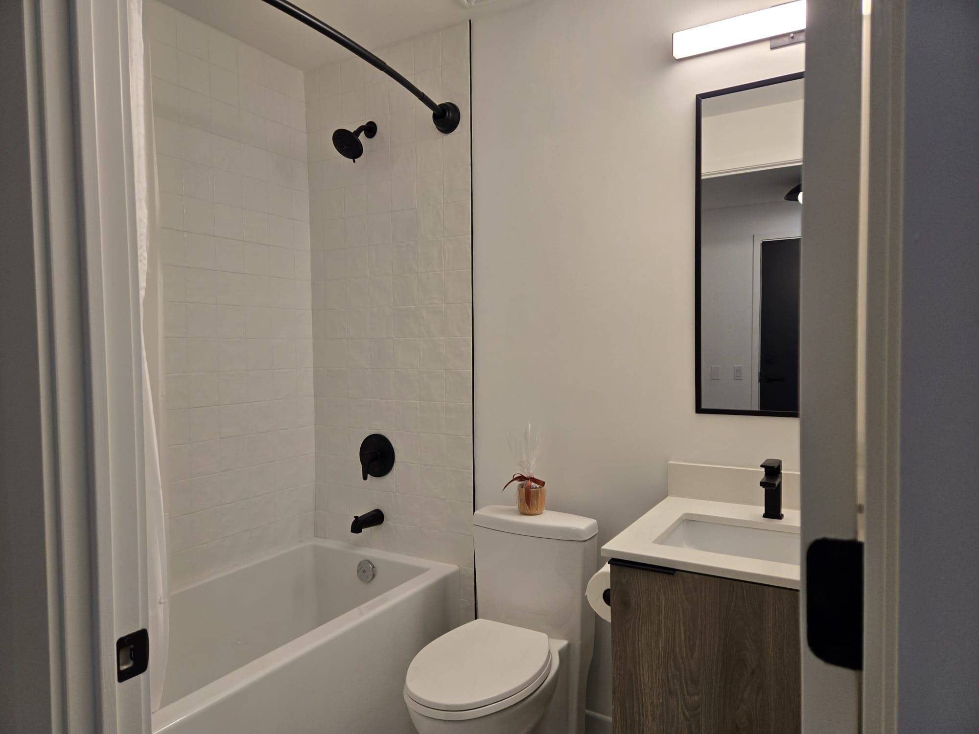 1635 MILITARY TRL #210, Toronto E10, ON M1C 1B2