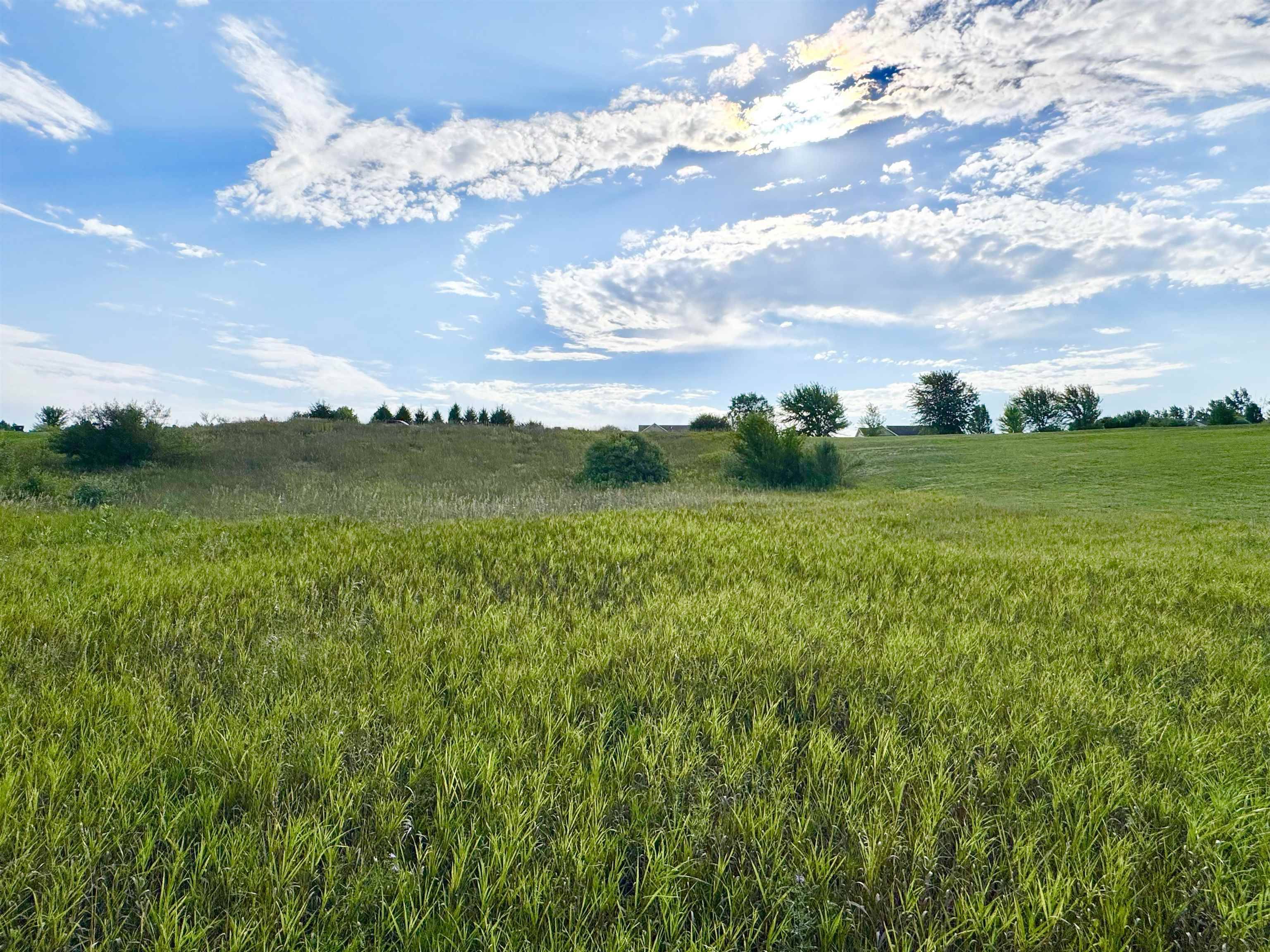 2231 Tyler Hills DR, Long Lake Twp, MI 49685