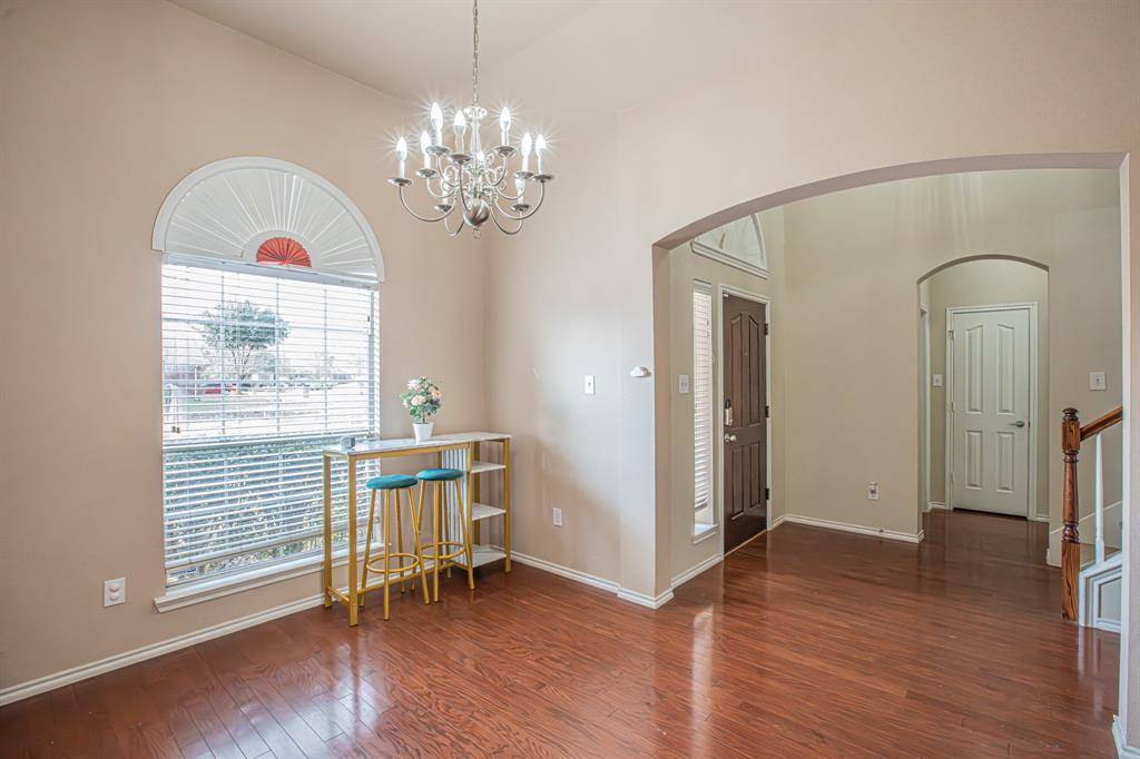 1664 Park Grove Drive, Irving, TX 75060