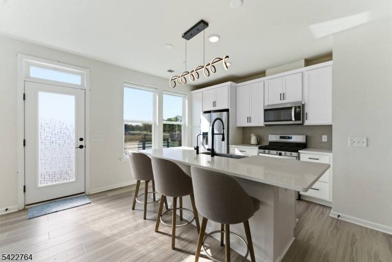 5 Sadie Cir #5201, Union Twp., NJ 07083