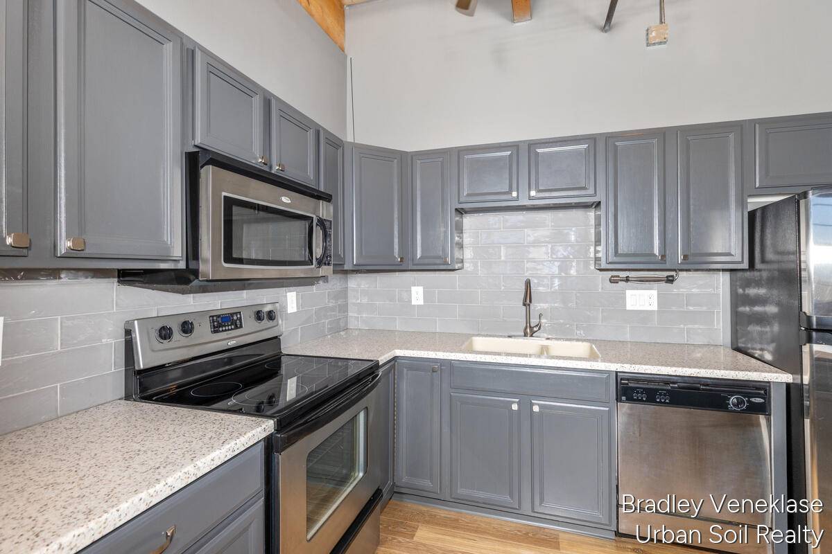 940 Monroe AVE NW #Suite 333, City Of Grand Rapids, MI 49503