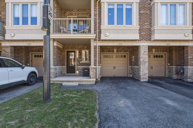 4128 Palermo Common, Burlington, ON L7L 0G7