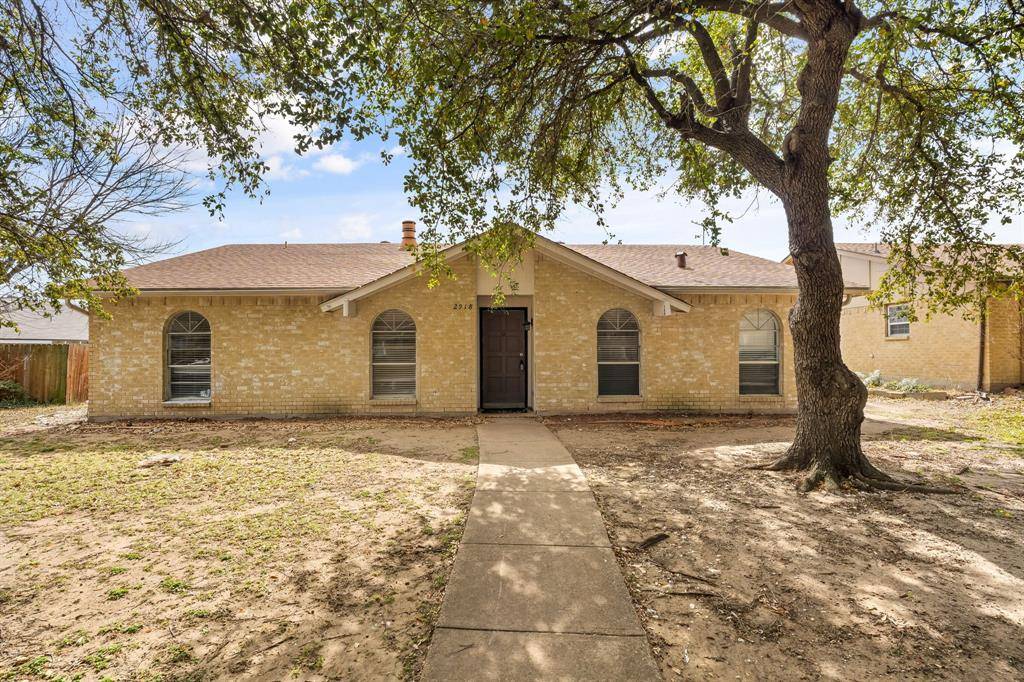 2918 Pinewood Drive, Garland, TX 75044