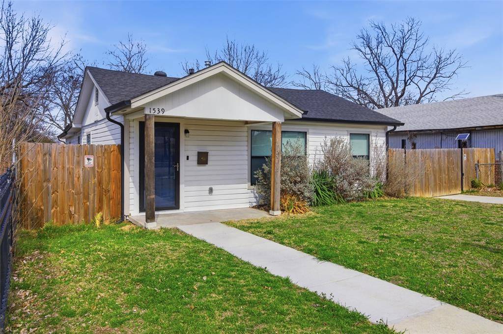 1539 E Woodin Boulevard, Dallas, TX 75203