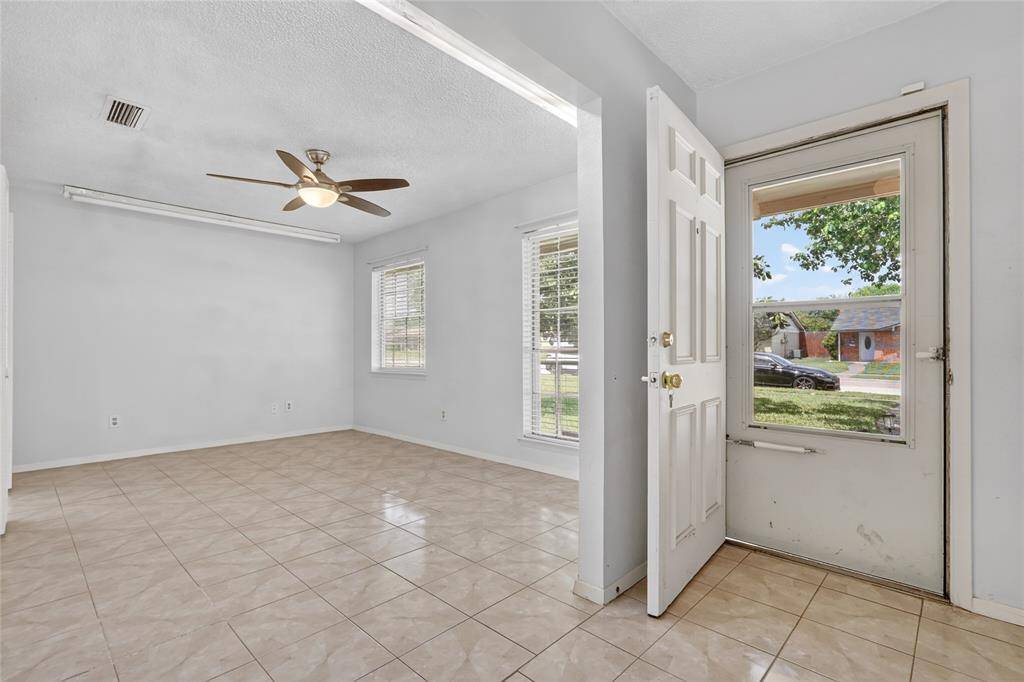 2014 Powderhorn, Garland, TX 75044