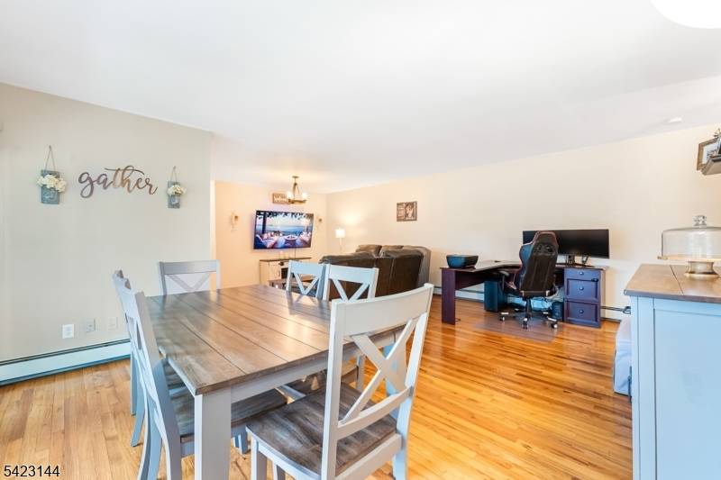 50 Deanna Dr Unit 130 #130, Hillsborough Twp., NJ 08844