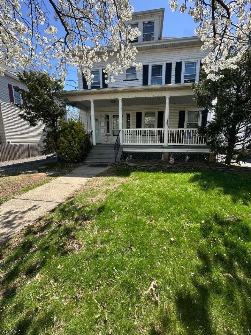 206 E Union Ave, Bound Brook Boro, NJ 08805