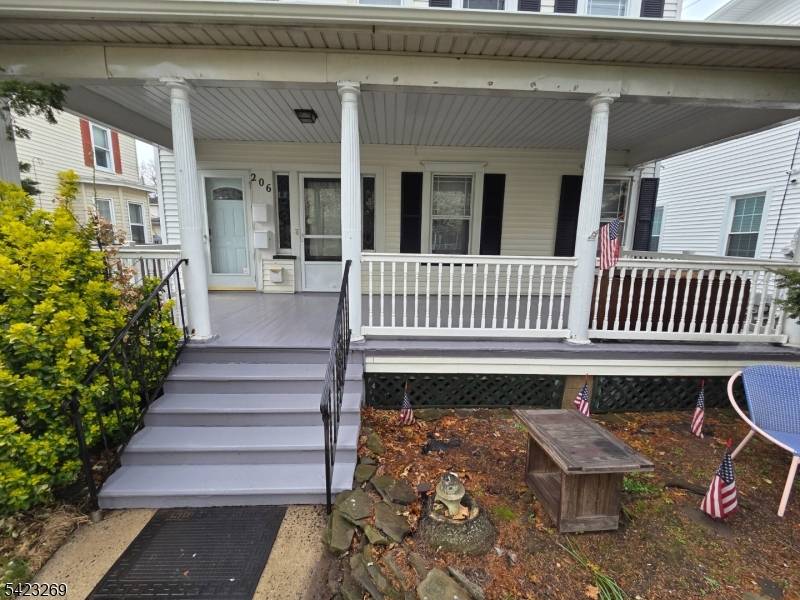 206 E Union Ave, Bound Brook Boro, NJ 08805