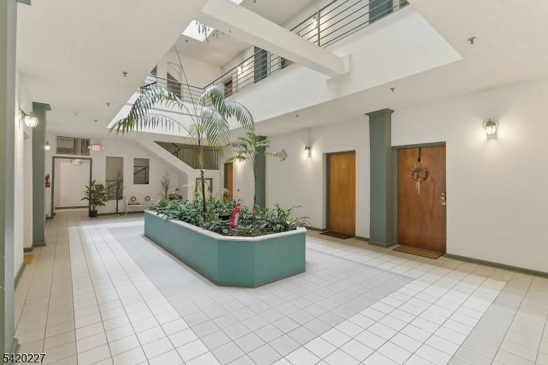 39-45 Bruen St #4, Newark City, NJ 07105