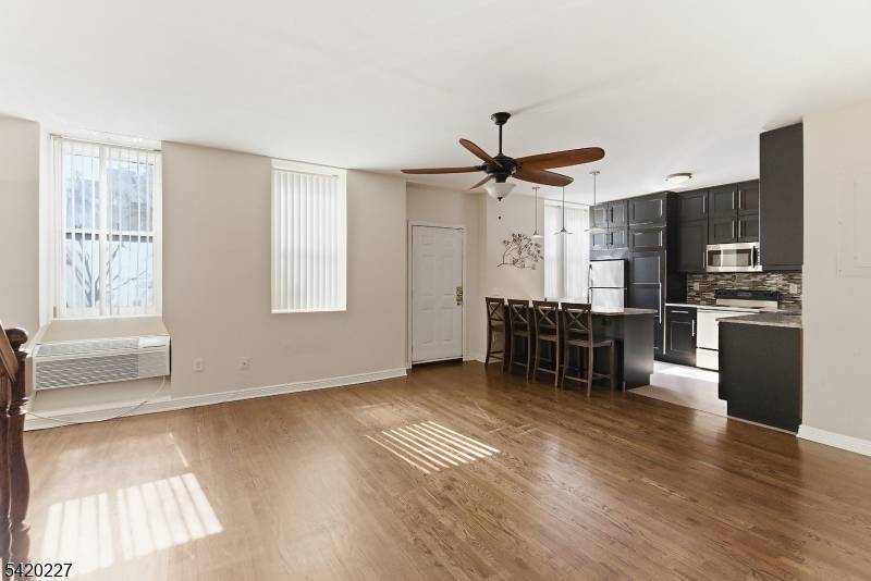 39-45 Bruen St #4, Newark City, NJ 07105