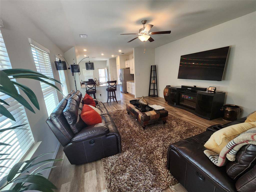 4027 Bighorn Drive, Forney, TX 75126