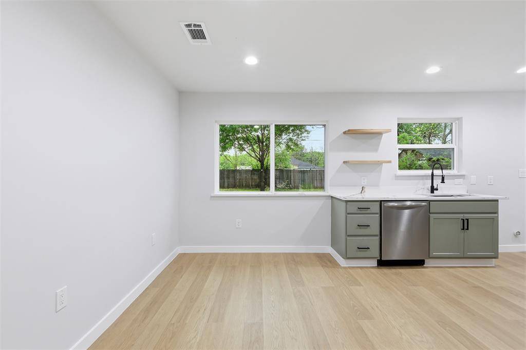 609 Woodmont Drive, Dallas, TX 75217