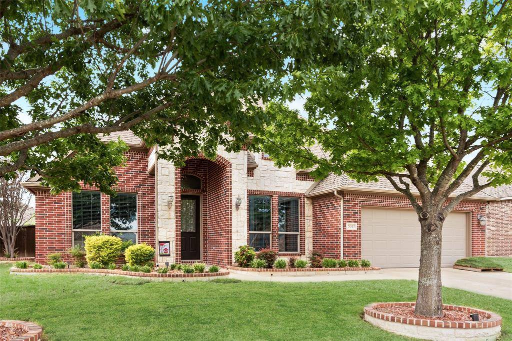 5017 W Fall Drive, Midlothian, TX 76065