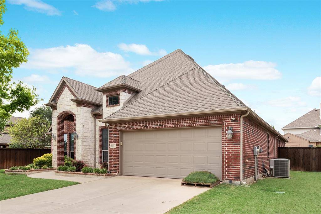 5017 W Fall Drive, Midlothian, TX 76065
