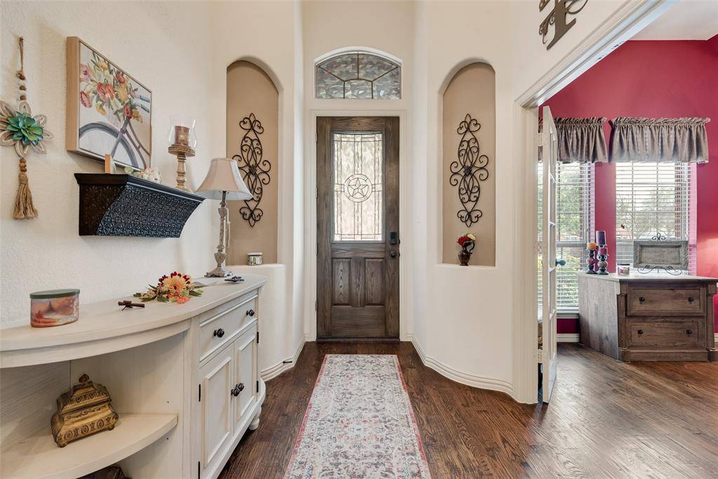 5017 W Fall Drive, Midlothian, TX 76065