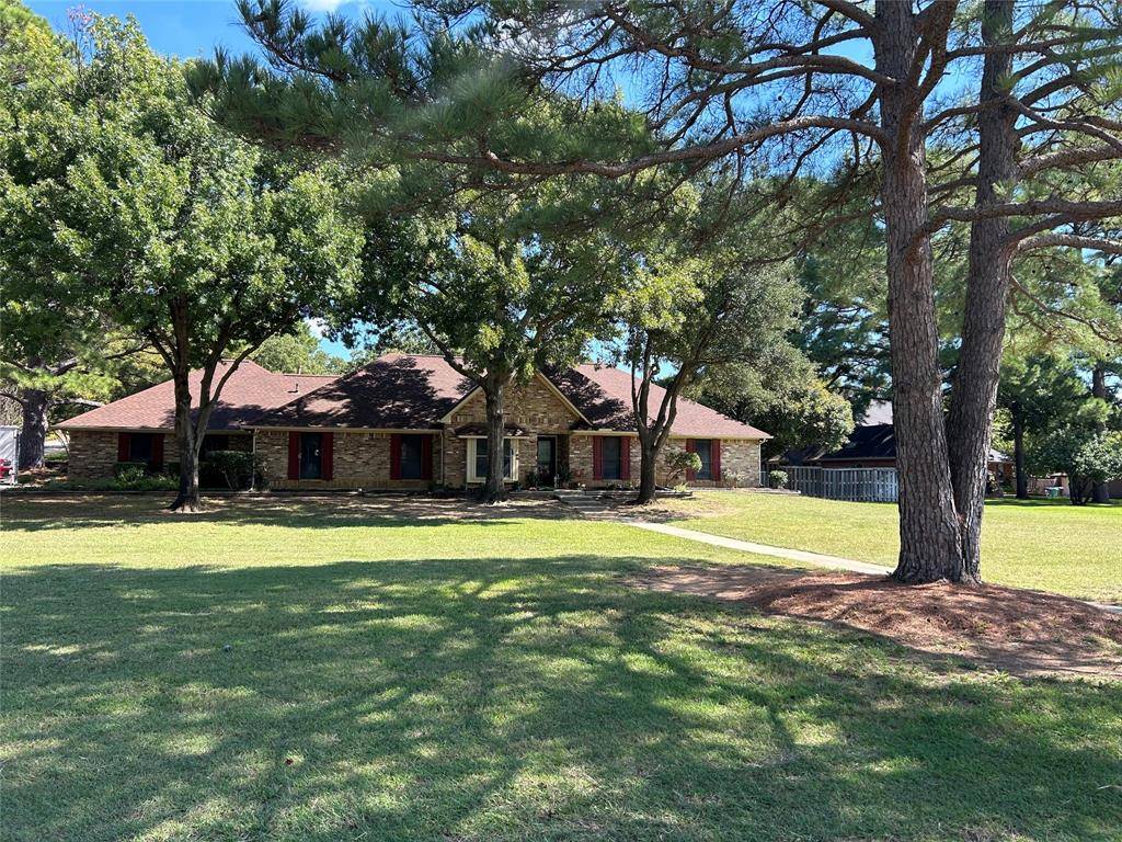 3601 Montecito Drive, Denton, TX 76205