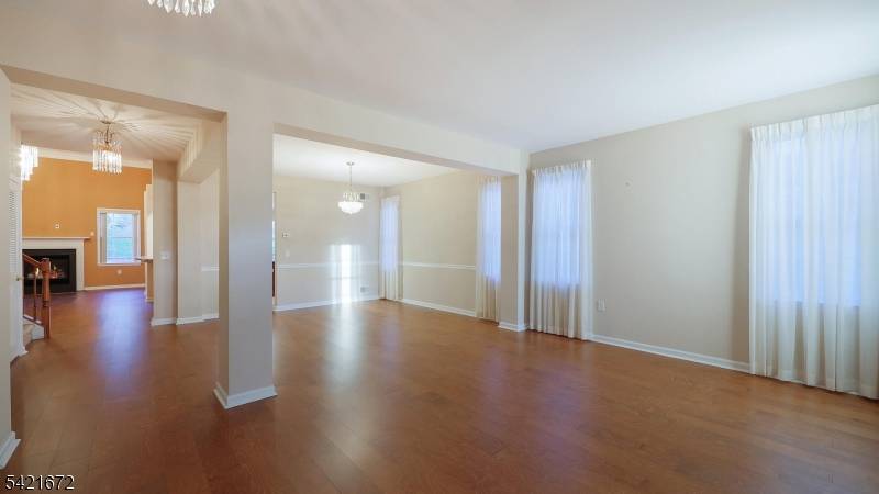 84 Patriots Way, Franklin Twp., NJ 08873