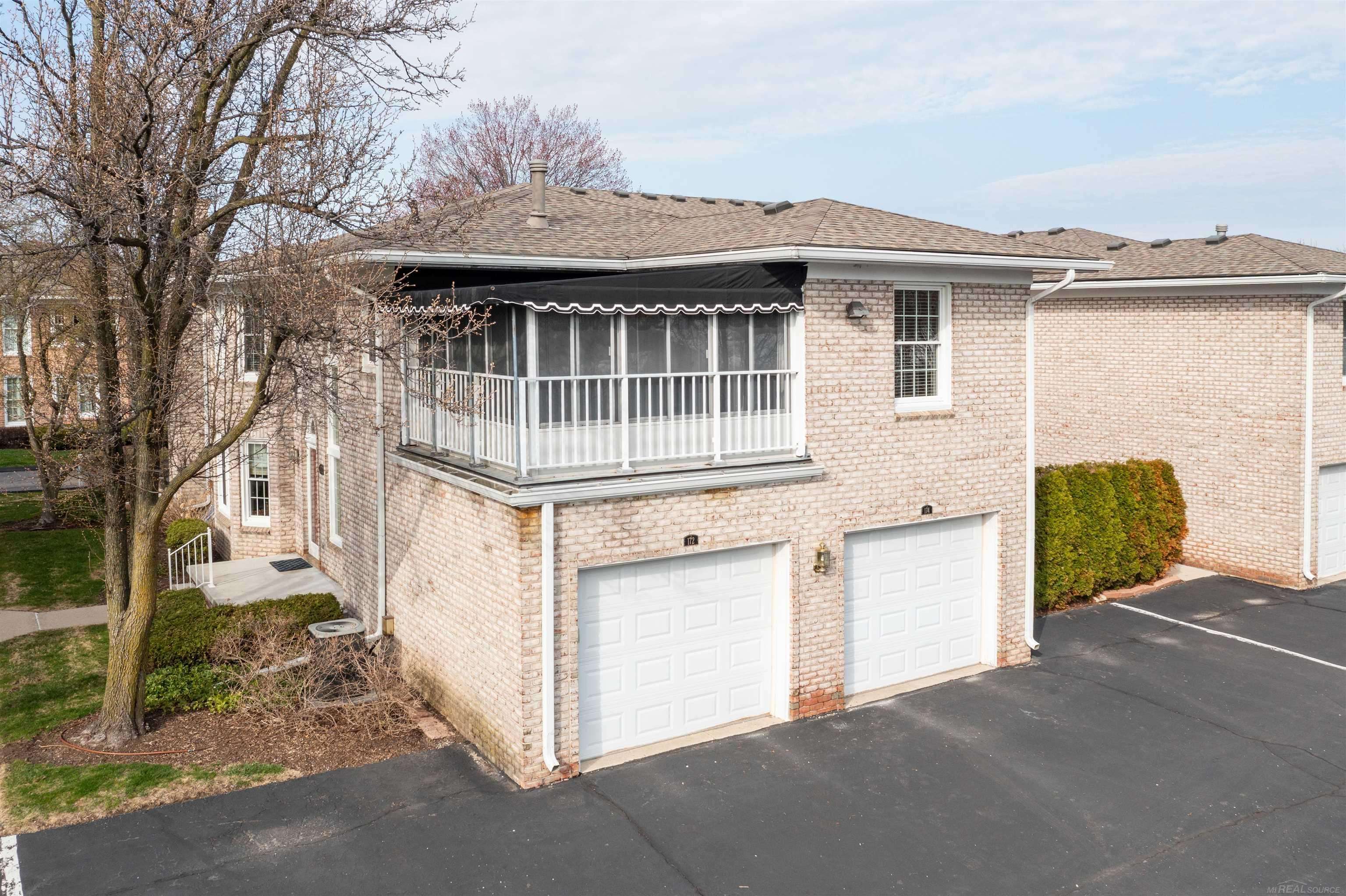 172 Windwood Pointe AVE, St Clair Shores, MI 48080