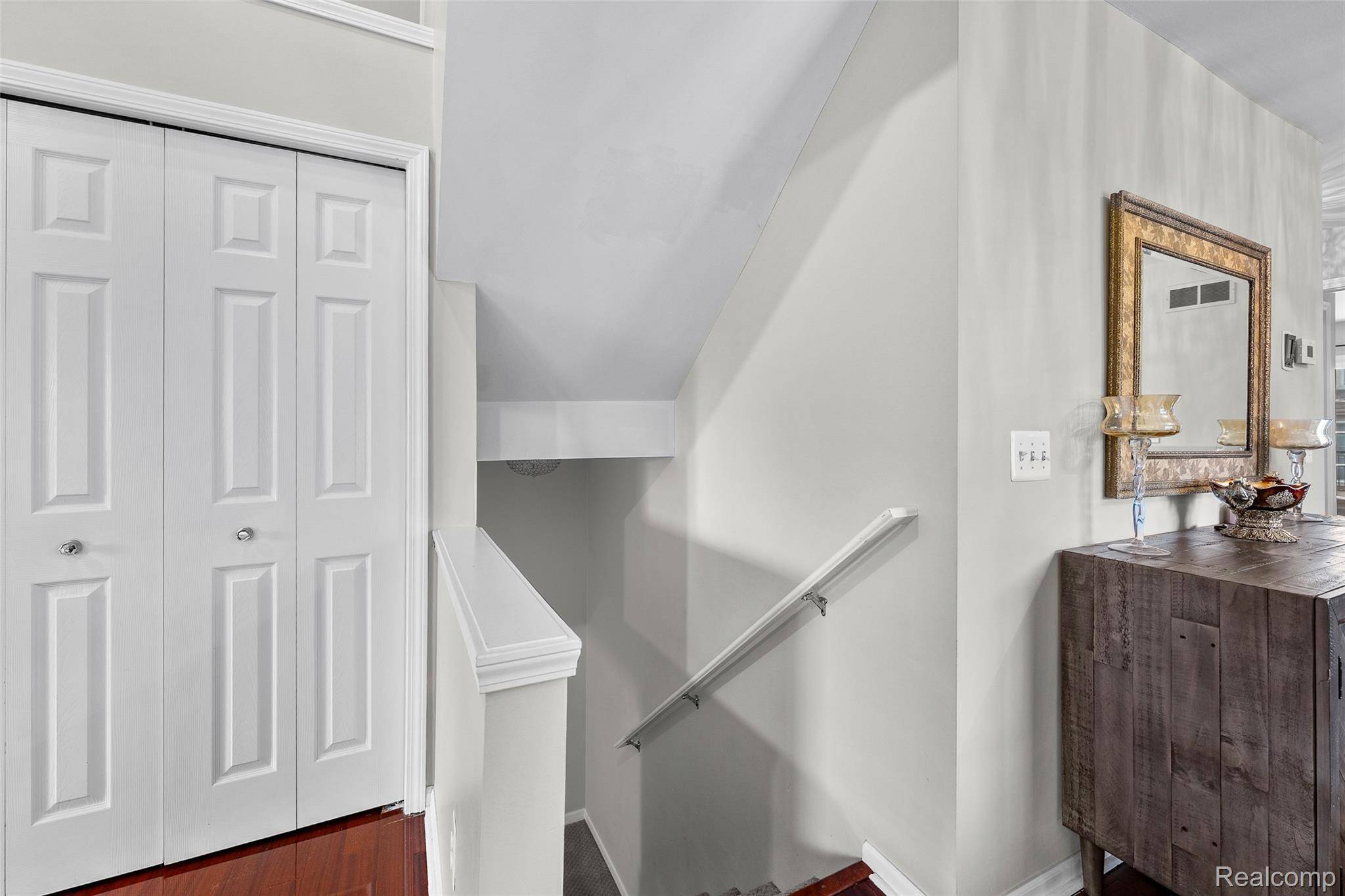 22200 Abbey LN, Dearborncity_wayne, MI 48124