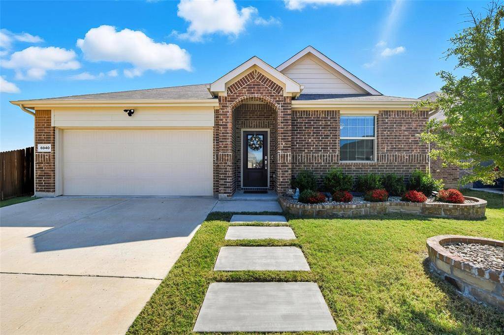 6940 Waterloo Lane, Fort Worth, TX 76179